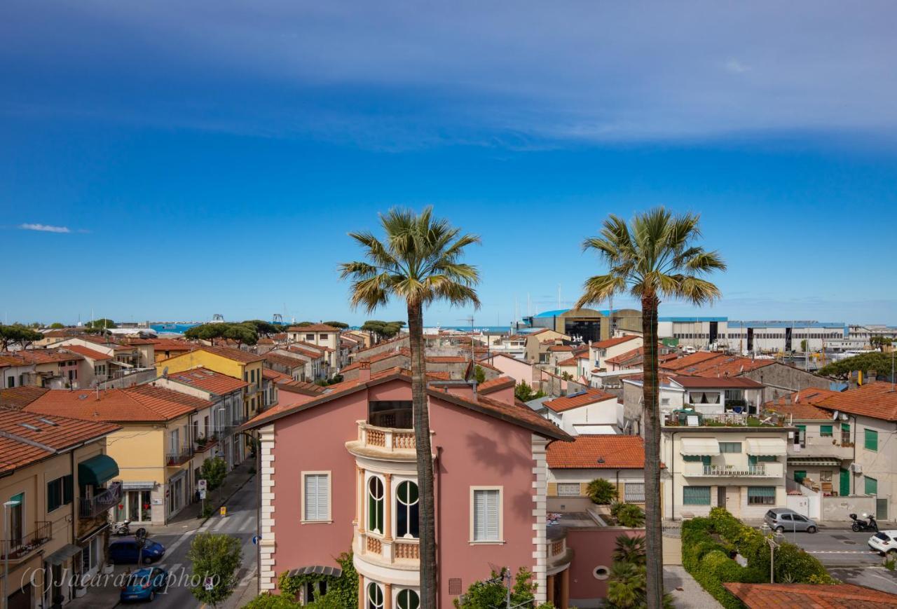 Torre Della Darsena Appartement Viareggio Buitenkant foto