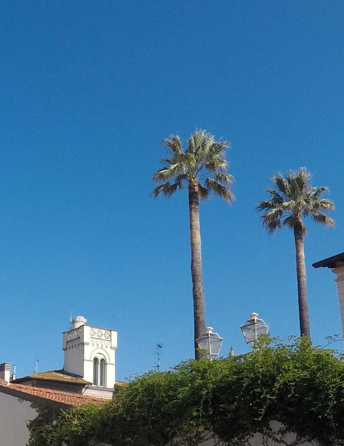 Torre Della Darsena Appartement Viareggio Buitenkant foto